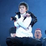 무대에서 제대로 필받은 아이<b>돌들</b>