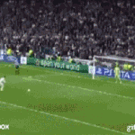 받아라 대기권 <b>돌파</b> 슛!!!.gif