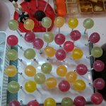 수험생분들께 초콜릿 100개만들어 나눠드렸어요