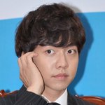 <b>깨알</b>같이 외모관리 하는 연예인