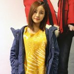 윤진이 <b>노랑</b>이 니트...