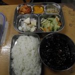 우리학교 급식보다 좋은 학교나<b>와바</b>ㅋ