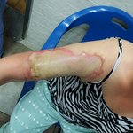 사진有)아버지에게 사기를 치고 어머니에게 화상을 입힌 남자.