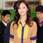 어깨가 진짜 좁아 보이는 <b>유리</b> 최근