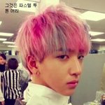 아이돌들의 유행하는 <b>염색</b> 머리