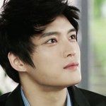여자보다 <b>고운</b> 피부의 남자 연예인들