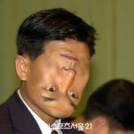 [혐] 사람 얼굴 꺾인 사진