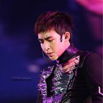 닉쿤 자작곡 <b>let</b> it rain 꿀 돋네