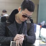 <b>장혁</b> 공항 패션 직찍!!