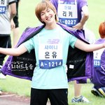 머리카락 <b>한올</b>한올 빠짐없이 보이는 온유팬들의사진