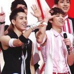 남우현은왜못생겨진거야?