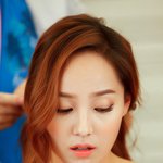 모태여신 <b>유진</b> 광고현장에서 빛나는 도자기 피부~~