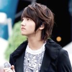 눈 커보이는 男아이돌 <b>쌍꺼풀</b>
