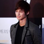 <b>김범</b> 최근