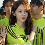 <b>운동복</b>만 입은 강민경