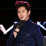 팬들도 <b>민망</b>하다는 아이돌의 행동들