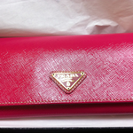 이번에 이쁜 장지갑 구매함~ㅋㅋㅋ 넘 이뿜 ㅠㅠ...