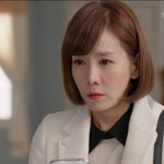 <b>김정</b>은, 하~얀 피부와 화이트 컬러 패션! 너무 눈부셔~