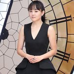 뭔가 이모 옷 몰래 입은 것 같은 문근영