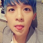 <b>순수</b>한 훈남상 외모의 남자 아이돌
