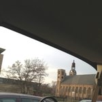 <b>시카고</b> 오헤어공항에서 다운타운으로 가는길에 있는 건물인데, 정확한...