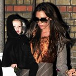 이제 점점 예쁜 얼굴이 나오는 <b>베컴</b>네 막내딸