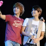 예욱 짤도 원하다면야 ㅋㅋ