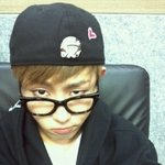 <b>유권</b>사진 투척.