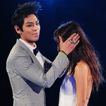 아이돌의 <b>아찔</b>한 키스퍼포먼스