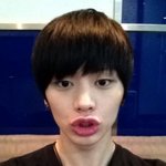 <b>하트모양</b> 입술 뽐내는 아이돌