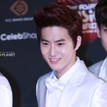엑소팬분들얘네누군지좀알켜주세요