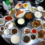 [봉천 맛집]20,000원에 막걸리 3병과 푸짐한 안주가!! 장군집...