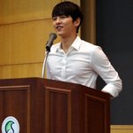 대학생으로 돌아간 송중기... 발표하는 모습ㅠ_ㅠ