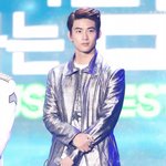 <b>이발</b> 하니 신수가 훤한 옥택연