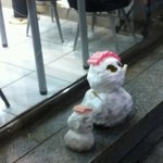 대구 눈 많이 온 기념으로 경대학교 안 핸드메이드한 눈사람 사진...