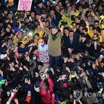 사진有)문재인 <b>자석</b>설
