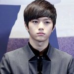 남자 아이돌들의 <b>댄디</b>컷 머리 스타일