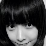 셀카 한번 참~ 못 찍는 빅토리아ㅋㅋ