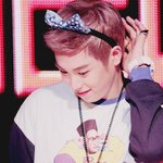 블락비<b>피오</b>와엑소케이찬열의 훈훈한 재회