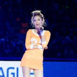 정수리까지 올려 묶은 나나 <b>당고</b>머리ㅎㅎ