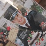 김수현이 이렇게 웃고있는데? ㅋㅋㅋㅋ 원더랜드라는데?