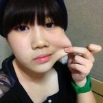 통통한 <b>볼살</b>이 매력인 연예인들