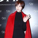 머리 아예 <b>숏컷</b>으로 자른 황정음