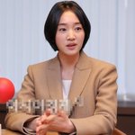 머리 잘랐는데.... 긴머리가 나은.... 수애 최근....