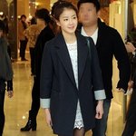 예쁘게 입은게 낯선 이시영