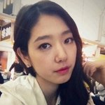 <b>화영</b>이랑 박신혜랑 진짜닮지않았음?