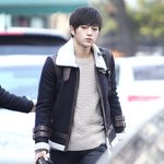 <b>무스탕</b> 입고 출근하는 엘명수ㅠㅅㅠ