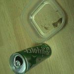 사이다를 먹다가 맛이 이상해서 보니깐...