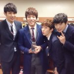 아니야 어제가요대축제끝나고 올해의가수상줬어