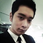 <b>찬성</b> 왜이렇게 잘 생겼어?